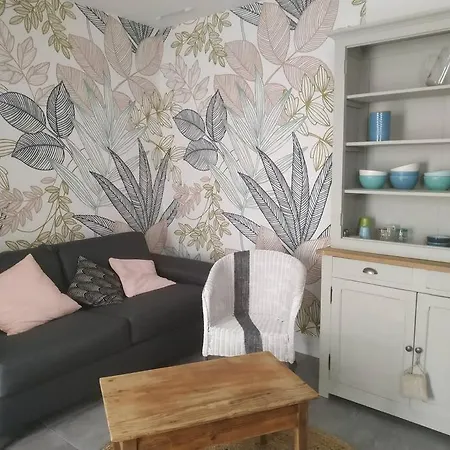 Cosy & Agreable A 5min Du Futuroscope アパート *